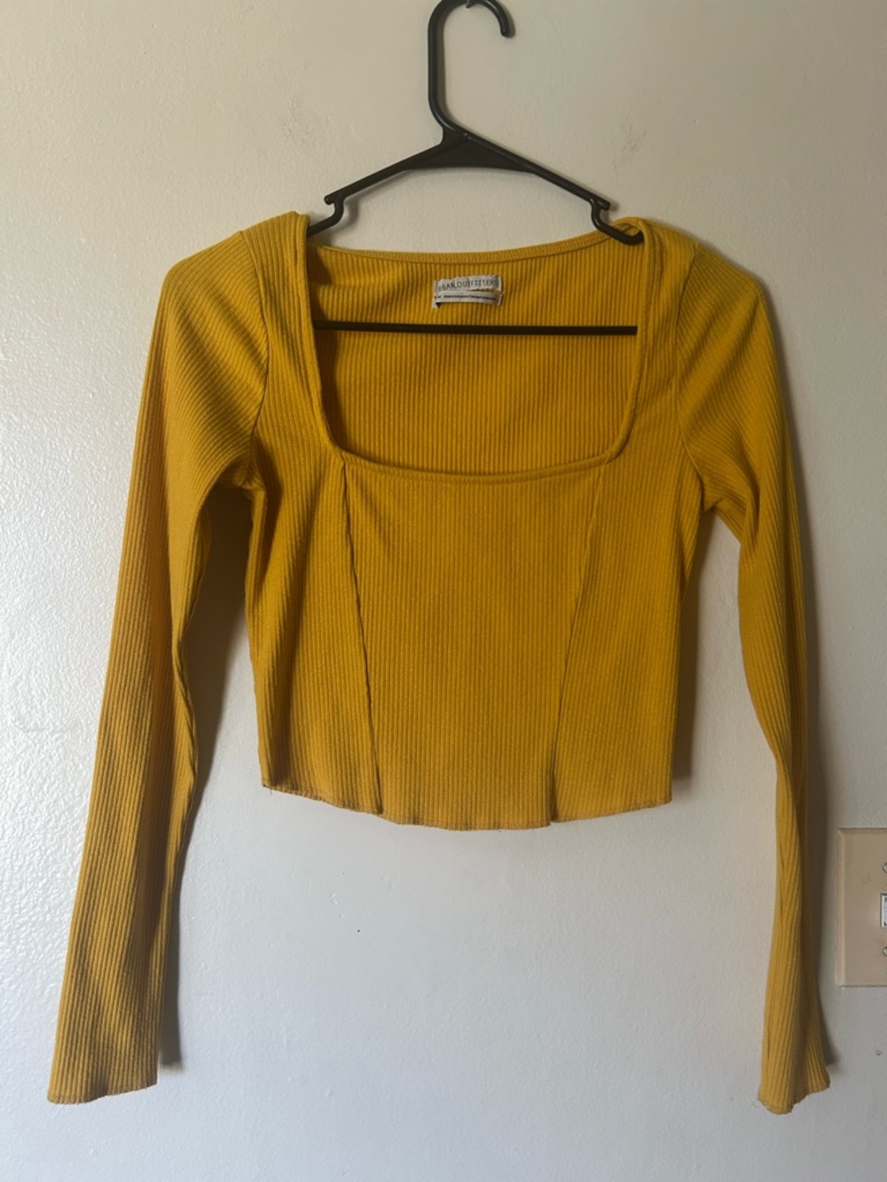 Urban Outfitters M Minimalist Hippie Boho Earthy Cropped Ribbed